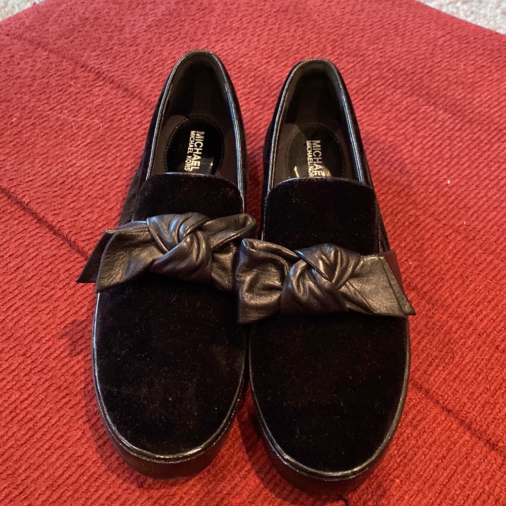 Michael Kors slip on sneakers Sz 8.5
